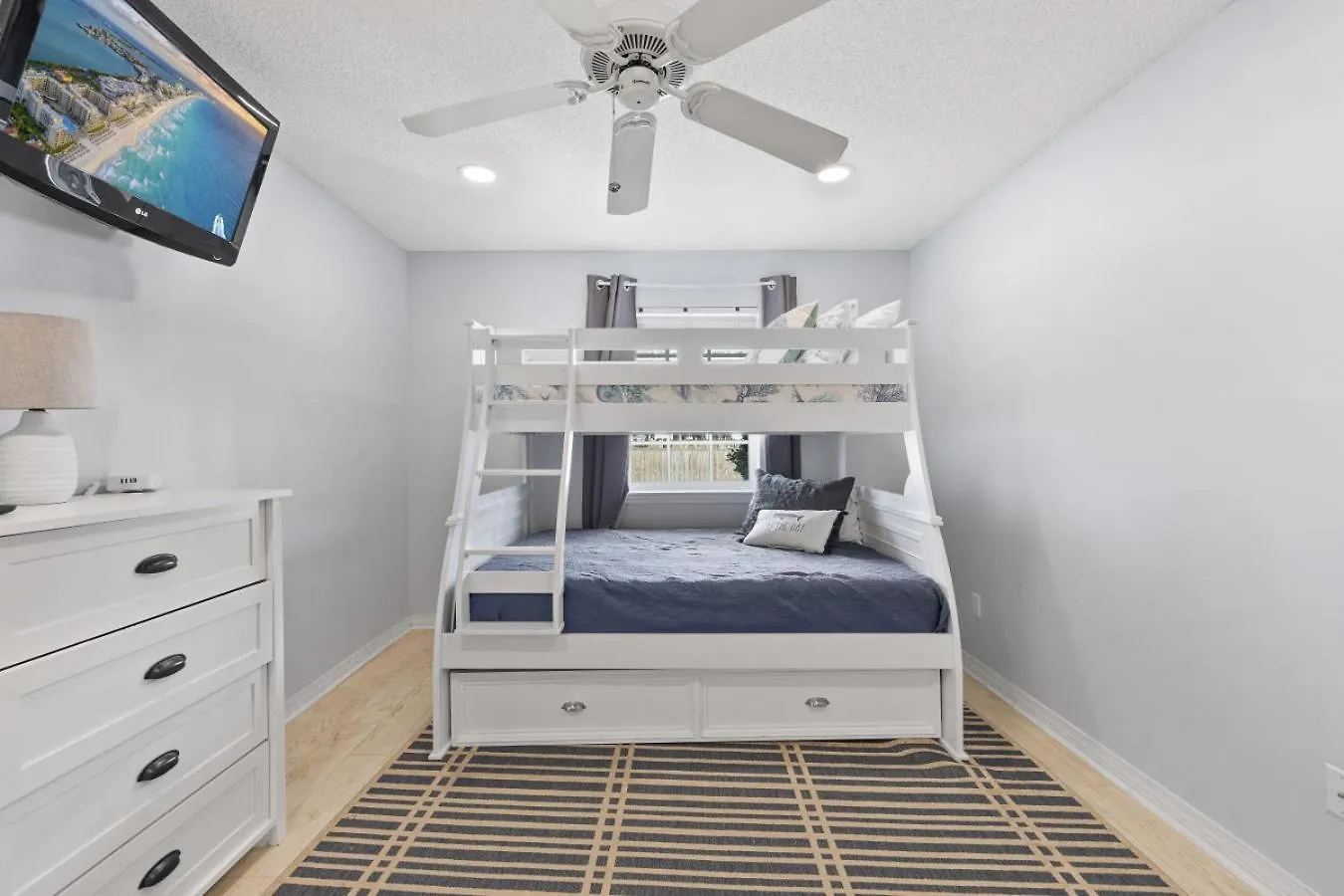 Destination 201 Apartment United States
