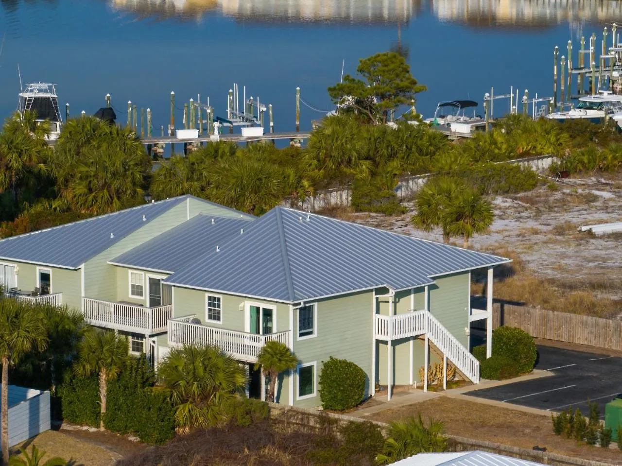 Destination 201 Apartment 0*, Destin United States