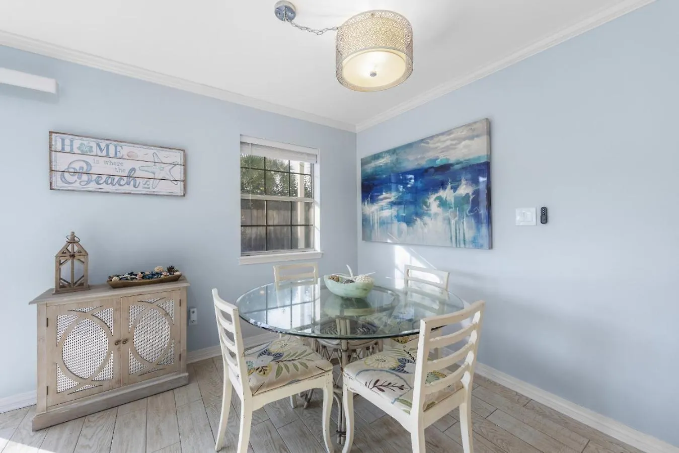 Destination 201 Apartment United States