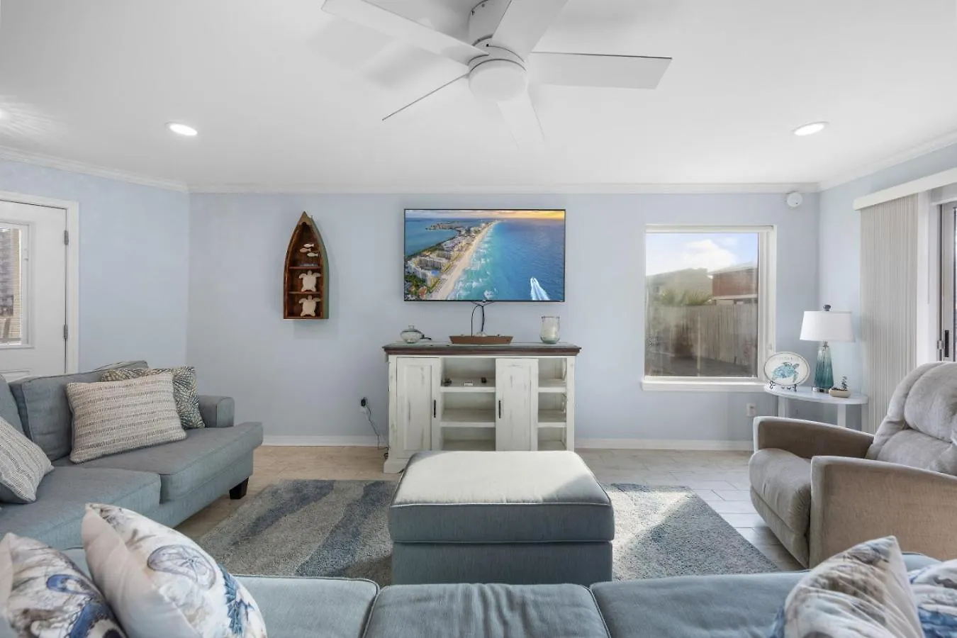 Destination 201 Apartment